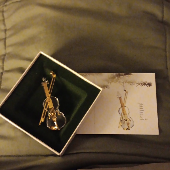 SWAROVSKI crystal and gold VIOLIN ornament - Picture 4 of 4